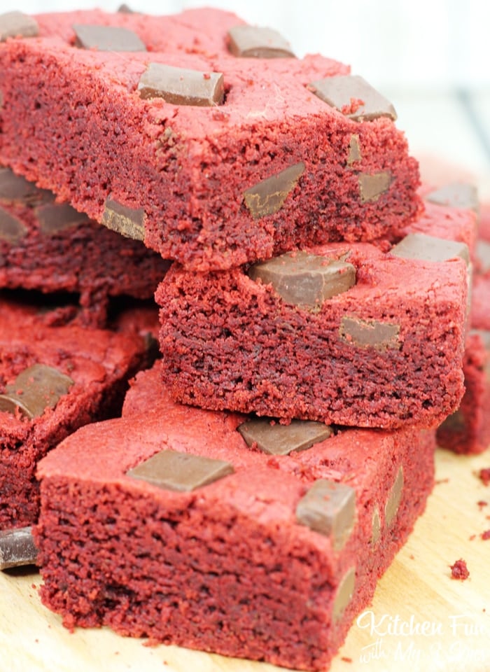 These Red Velvet Chocolate Chunk Bars are simply scrumptious and easily made using a cake mix. I love red velvet combined with chocolate. 