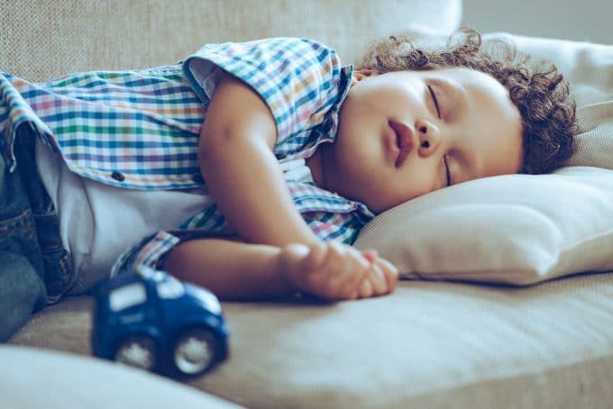 4 Reasons Your Kid's Bedtime Needs to Be The Same Every Night