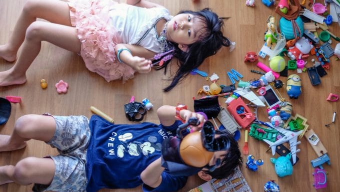 Study Shows - Having Fewer Toys Makes Children More Imaginative and Intelligent