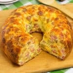 Breakfast Bundt Cake feature