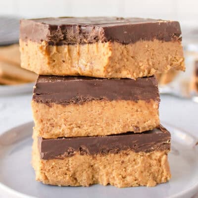 No Bake Chocolate Peanut Butter Bars feature