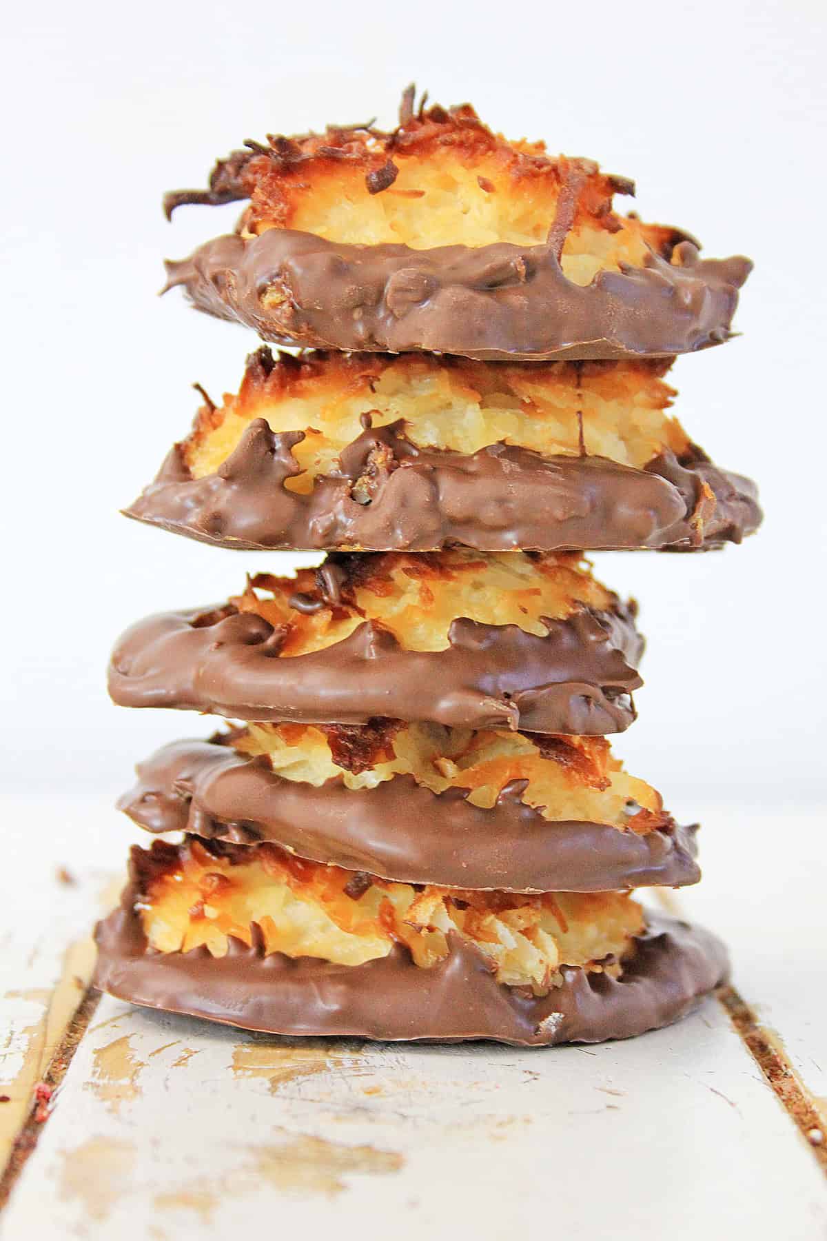 A stack of coconut macaroons