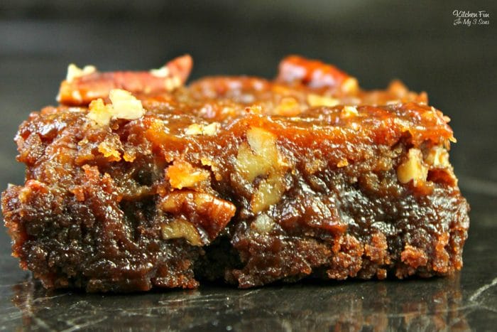 Pecan Pie Brownies are a yummy dessert mashup combining rich chocolate brownies and pecan pie. If you're looking for a new way to serve your pecan pie this Thanksgiving, try this recipe out!