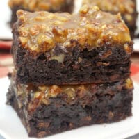 Pecan Pie Brownies Feature