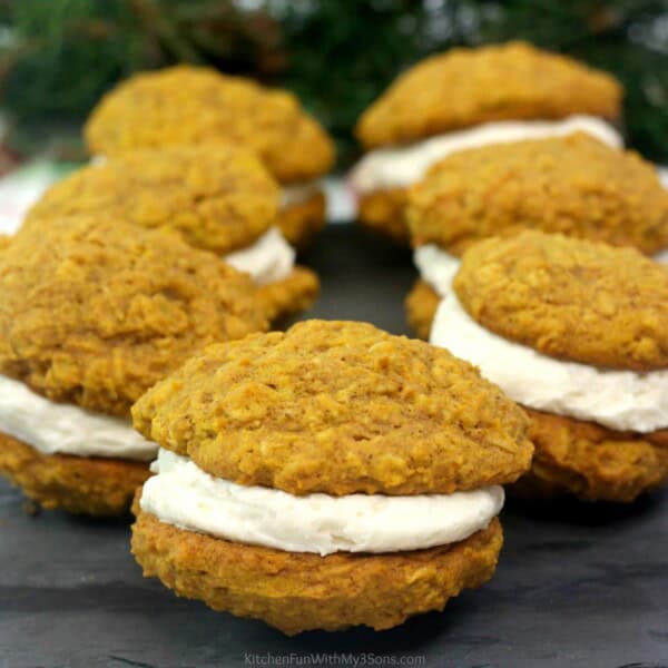 Pumpkin Oatmeal Cream Pies