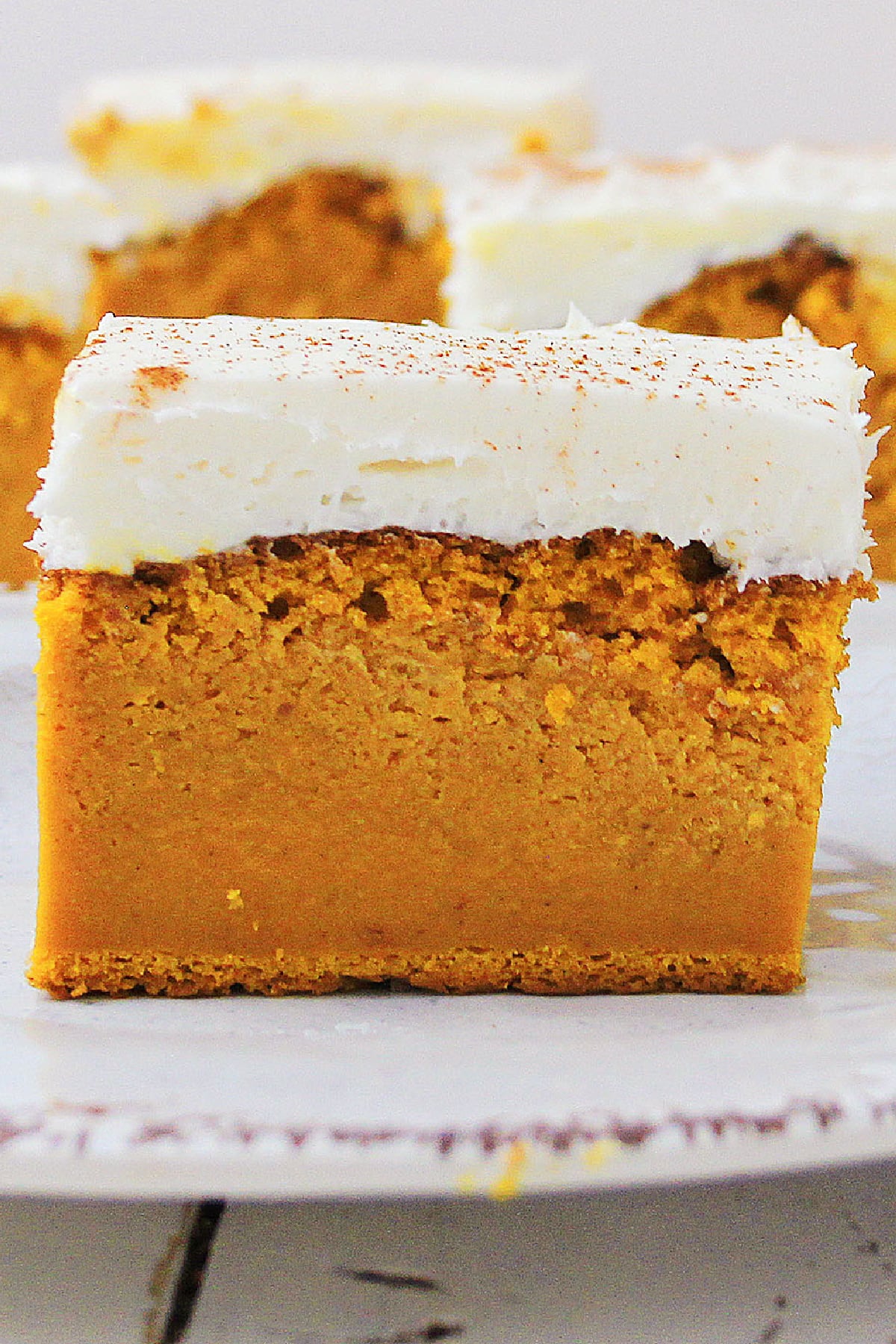 pumpkin pie bars close up