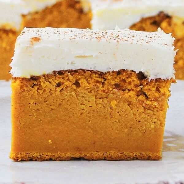 pumpkin pie bars feature
