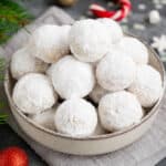 Snowball Cookies feature