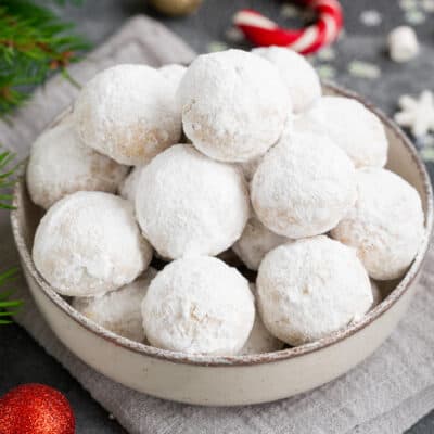 Snowball Cookies feature