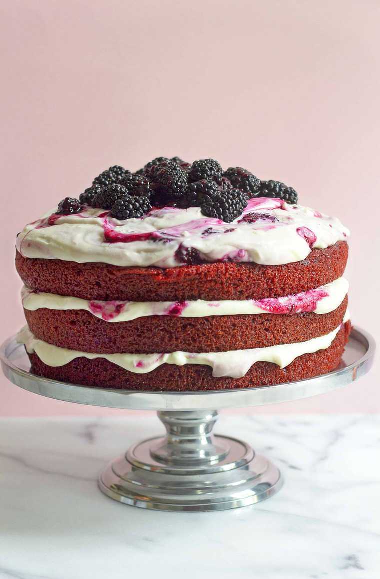 Red Velvet Blackberry Cake