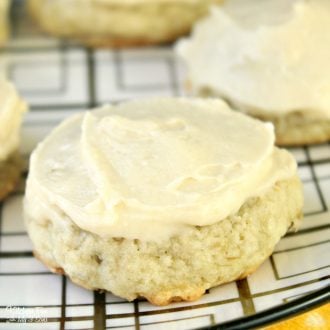 Banana Bread Cookies are a delicious bite-sized version of your favorite dessert with a yummy homemade frosting on top.