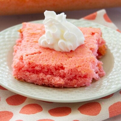 Strawberry Soda Cake feature