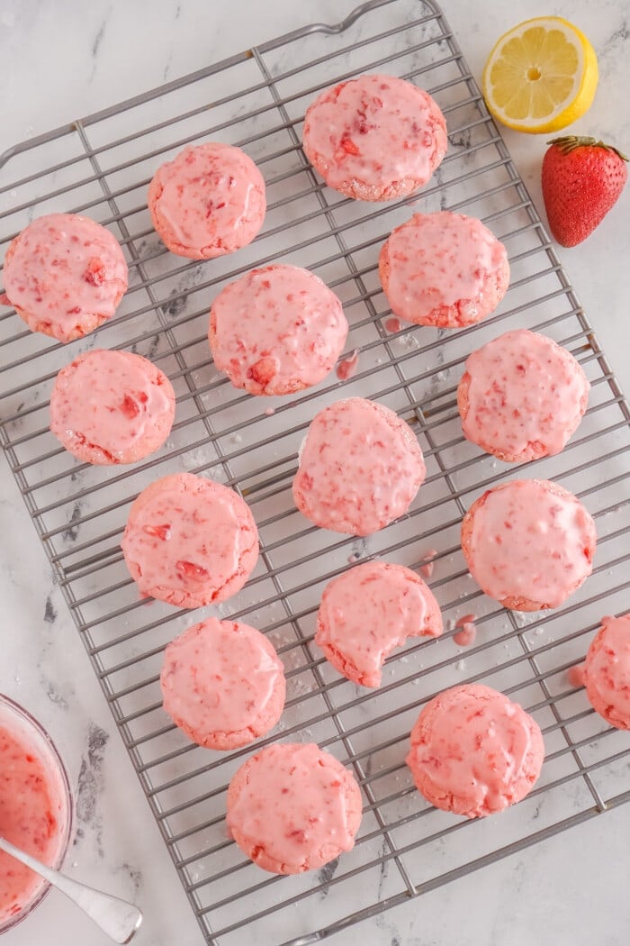 strawberry cake mix cookies on a wire rack