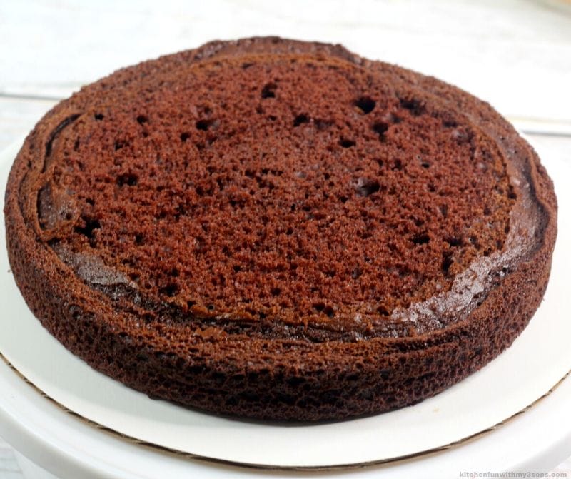 chocolate layer cake