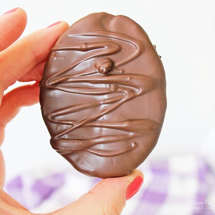 Reese's Peanut Butter Eggs are the Easter dessert you need! If you love chocolate and peanut butter, you can make your own Reese's eggs at home.