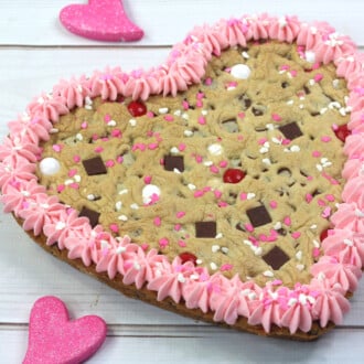Valentine Heart Shaped Cookie Cake feature