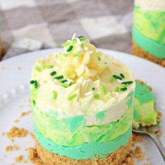 Mini St. Patrick's Day Cheesecake