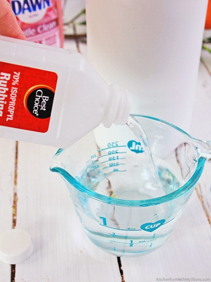 Homemade Disinfecting Wipes - Kitchen