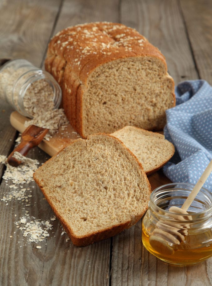 Homemade Honey Oat Bread Recipe