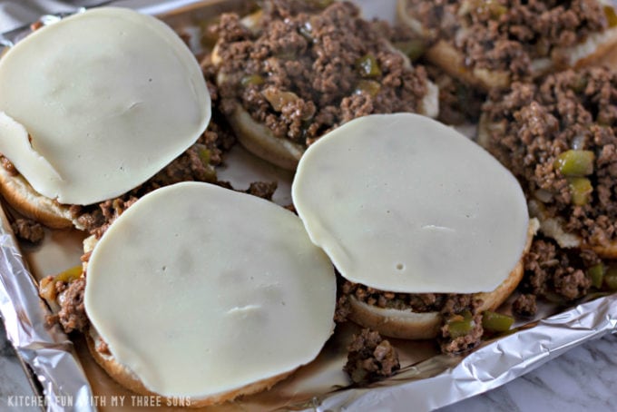 Topping sloppy joes with provolone cheese