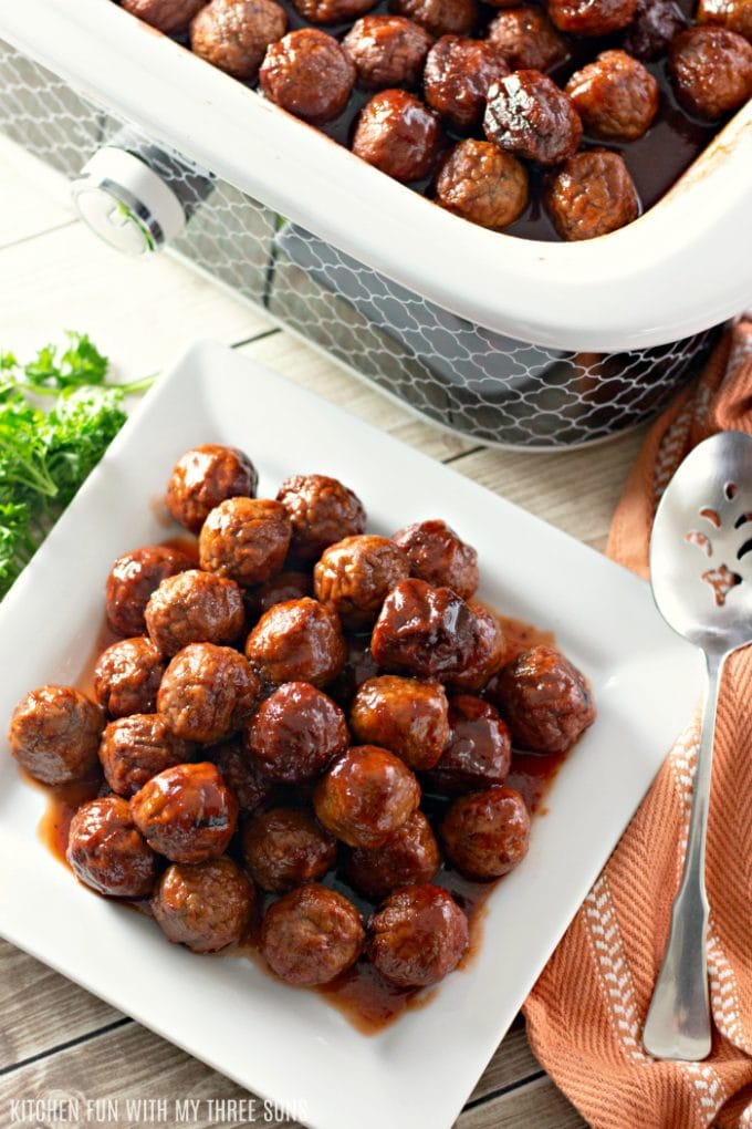 Easy Grape Jelly Meatballs for a Crowd ready to be served
