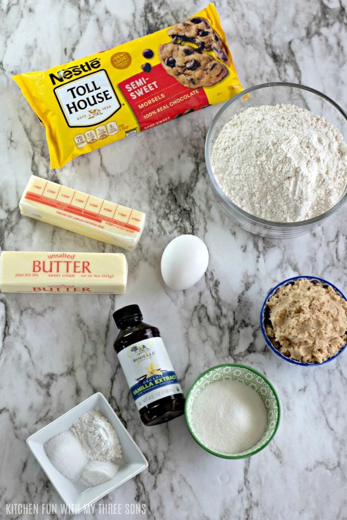 ingredients to make Giant Chocolate Chip Cookies