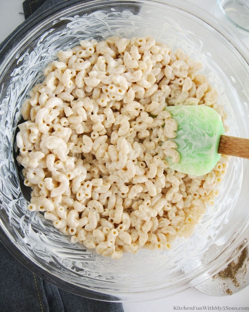 macaroni in a bowl