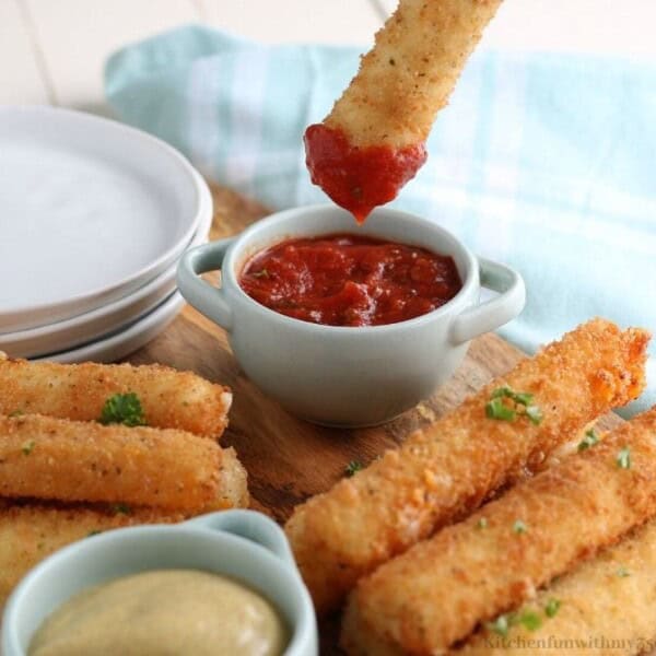 Homemade Mozzarella Cheese Sticks
