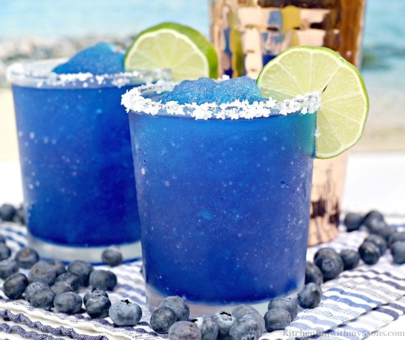 2 blue drinks