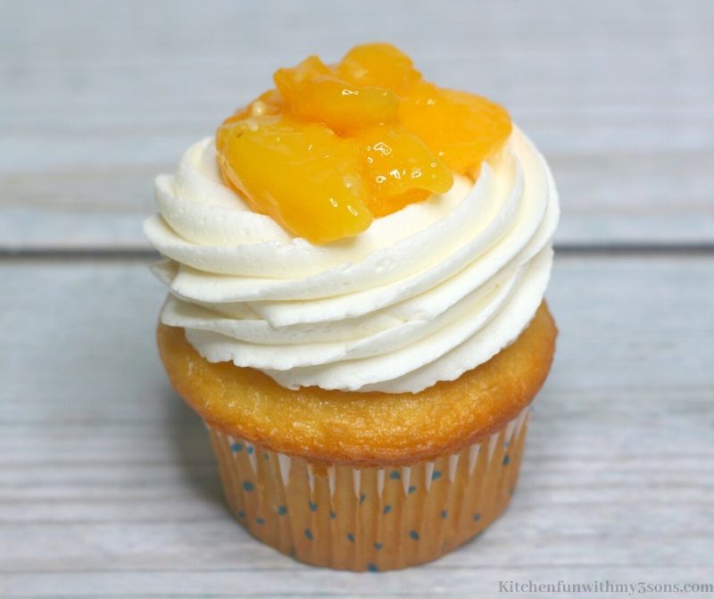 cupcake with peaches