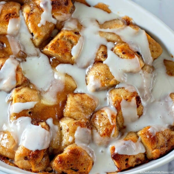 3-ingredient Easy Apple Cobbler