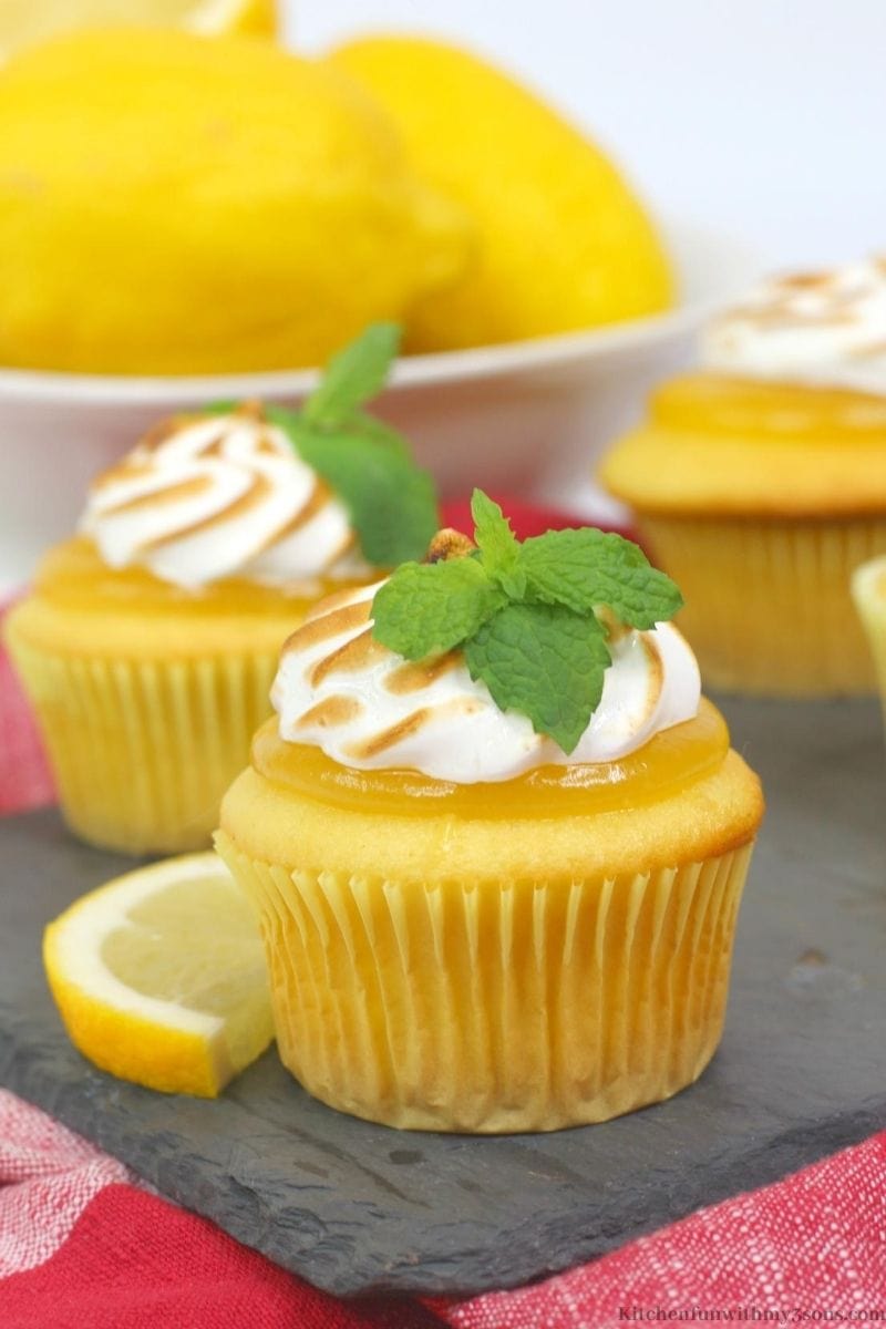 lemon meringue cakecups