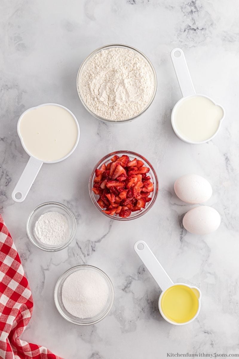 Strawberry Cream Sheet Pancake ingredients