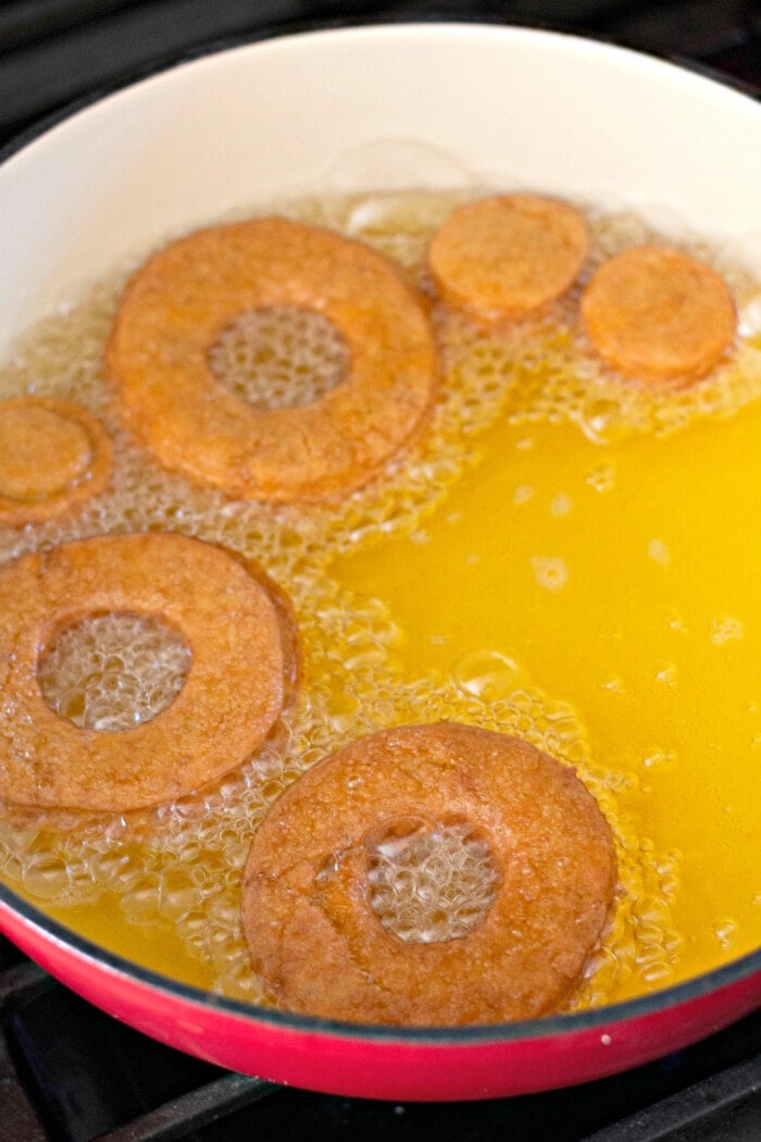 frying pumpkin donuts
