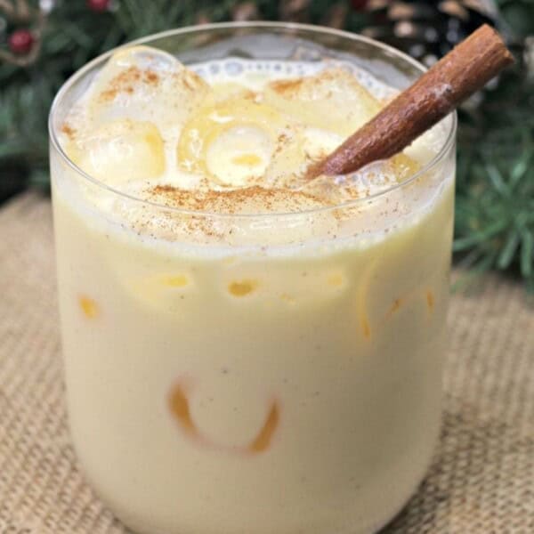 Amaretto Eggnog Cocktail