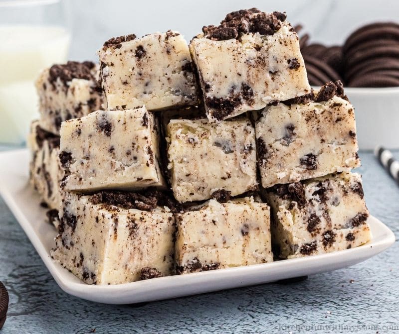 Cookies and Cream Fudge stacked on top of each other.