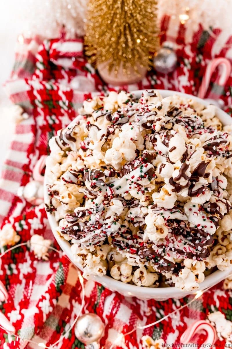 Peppermint bark popcorn in a serving bowl.