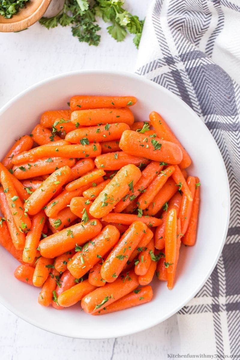 Easy Honey Glazed Carrots in a serving bowl.