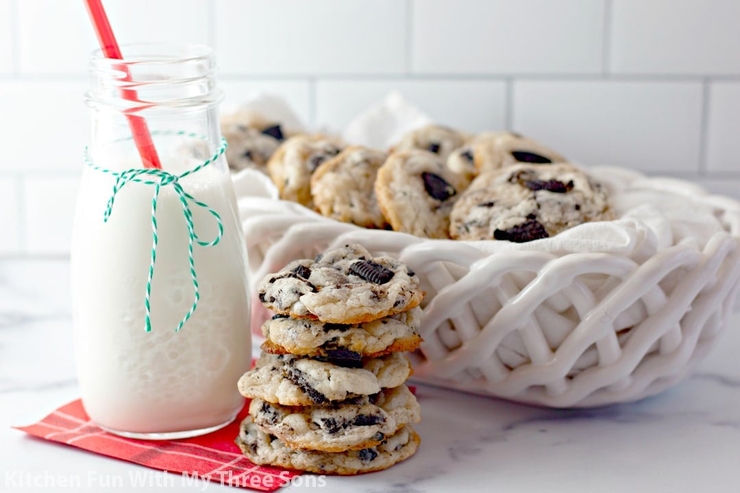 Oreo Cheesecake Cookies