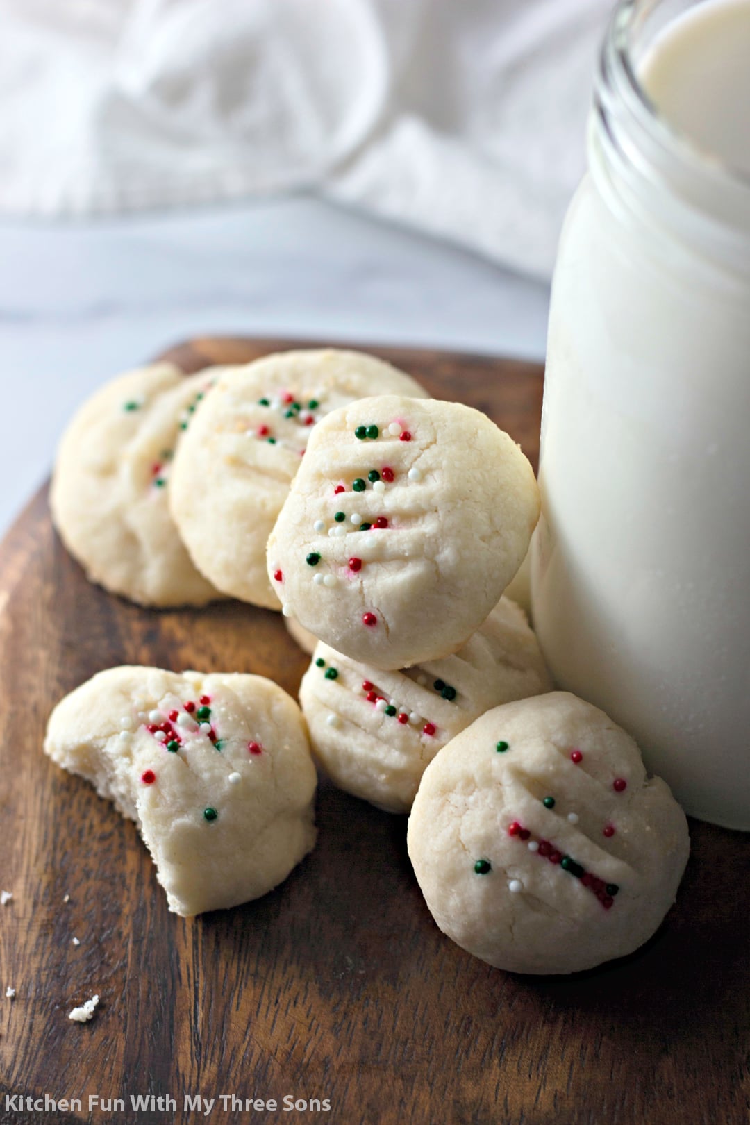 https://kitchenfunwithmy3sons.com/wp-content/uploads/2020/12/Whipped-Shortbread-Cookies-21.jpg
