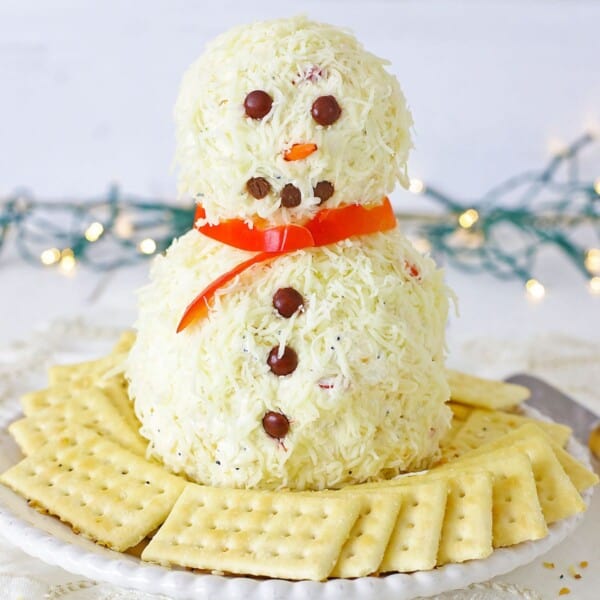 Snowman Cheese Ball feature