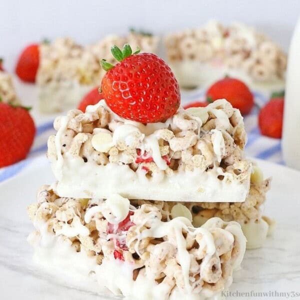 Berries and Cream Cereal Bars