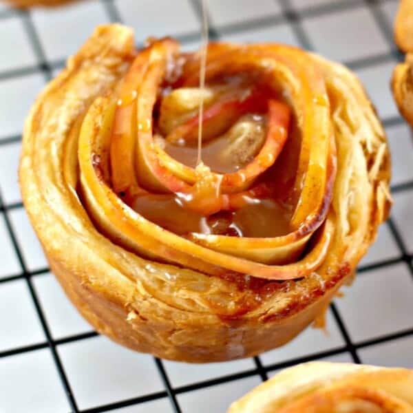Caramel Apple Roses feature