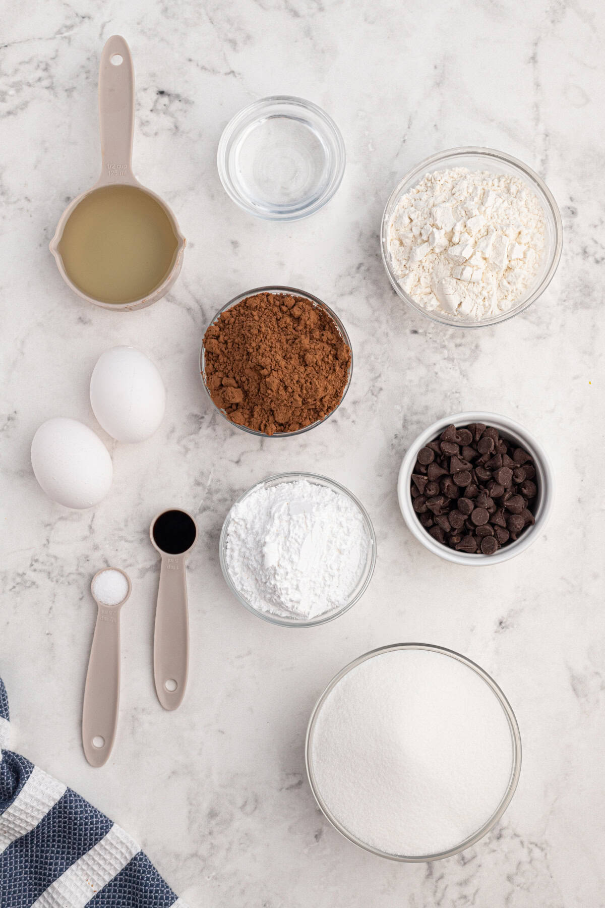 Resulting in decadently chewy, fudgy brownies with a perfectly crackly top, this is by far the Best Brownie Recipe I've ever tried. Best Brownie Recipe ingredients