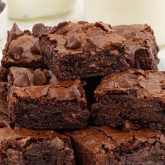 A pile of fudgy brownies