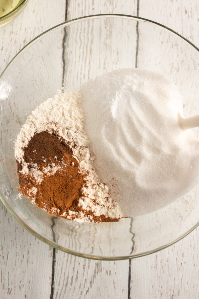 flour, sugar and spices in a glass bowl