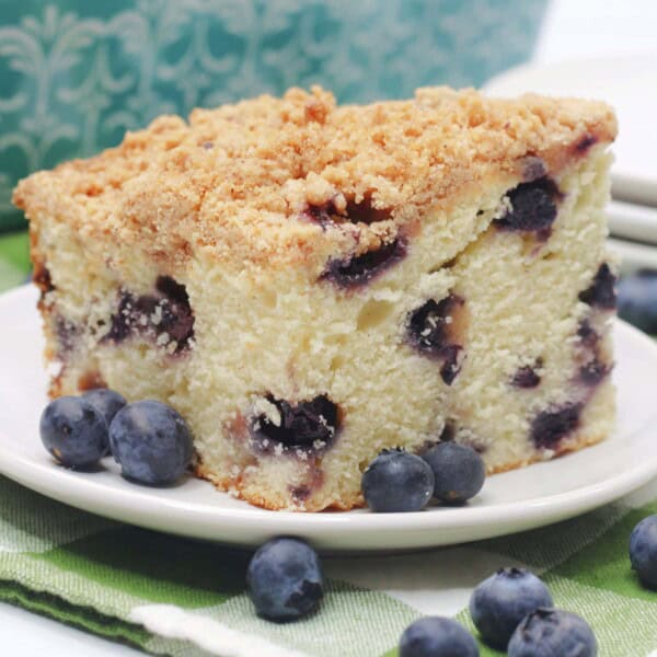 Blueberry Crumble Cake