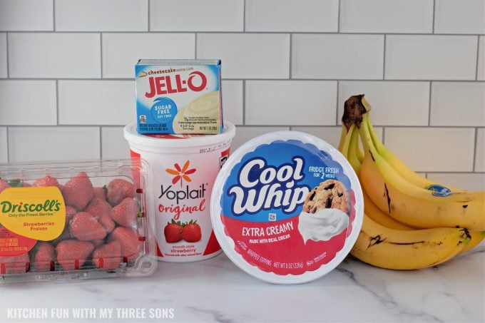 ingredients to make Creamy Strawberry Banana Salad.