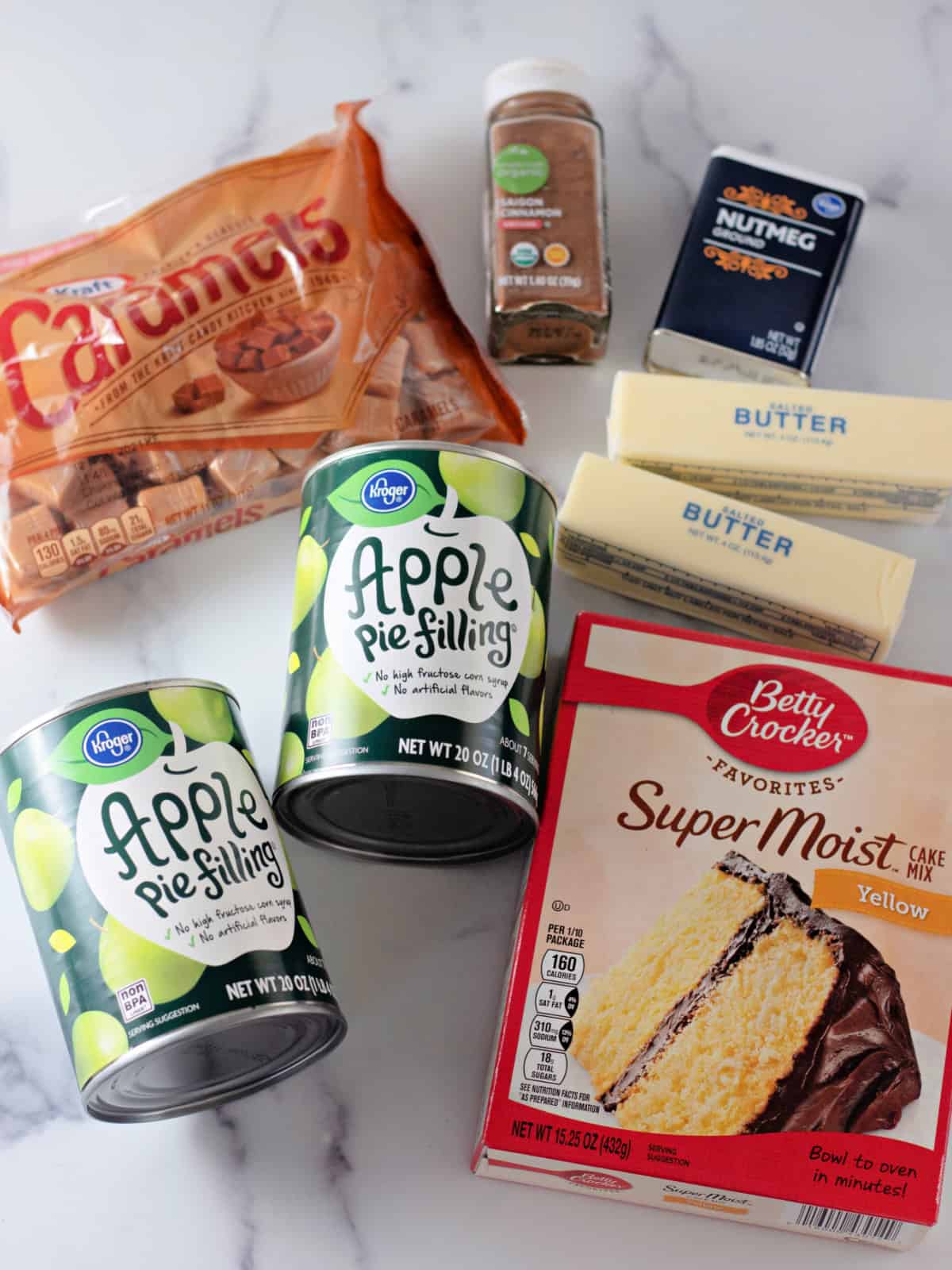 Caramel Apple Dump Cake ingredients