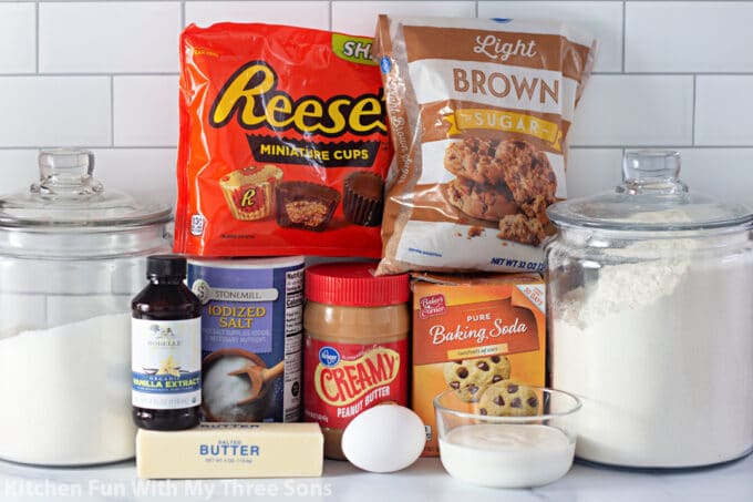 ingredients to make Cookies